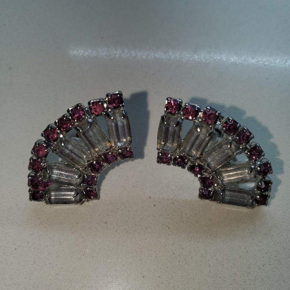 TRUE VINTAGE ART DECO STYLE EARRINGS